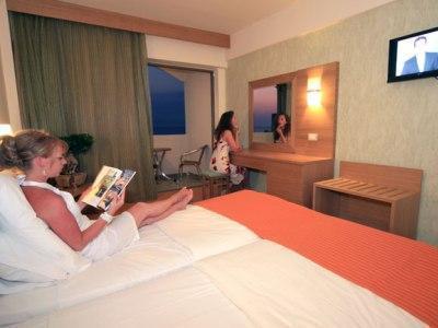 Ialyssos Bay Hotel Іялісос Екстер'єр фото